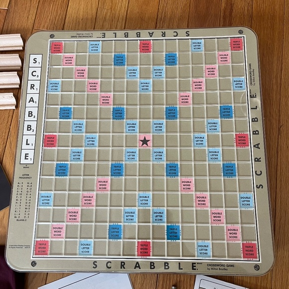 Vintage 80s Scrabble Deluxe Edition - Picture 7 of 12